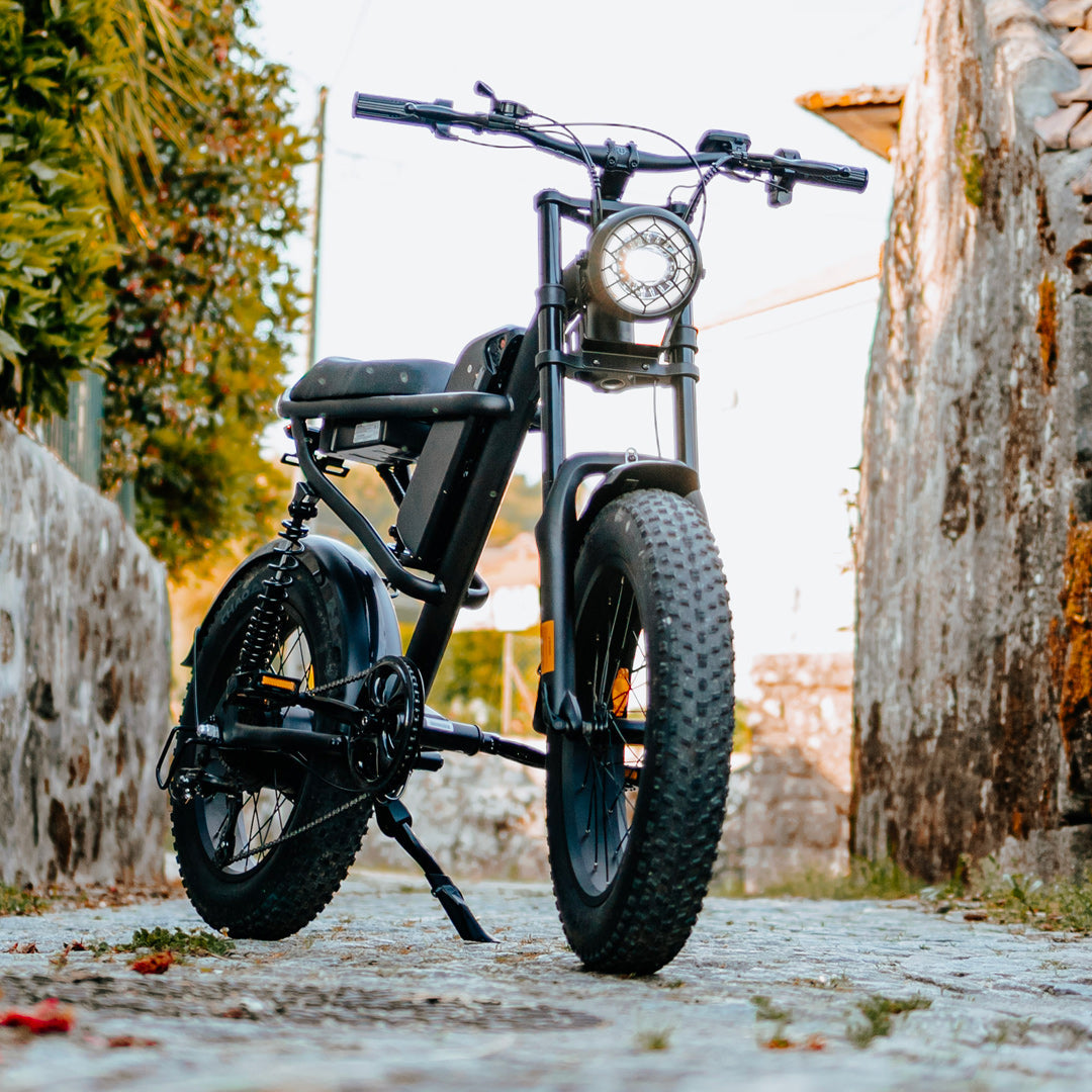 Navigating the Modern Cityscape with the Z8 Series Ebikes & Riding ...